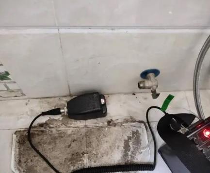南关屋顶漏水维修公司分享下卫生间漏水的危害及解决方法